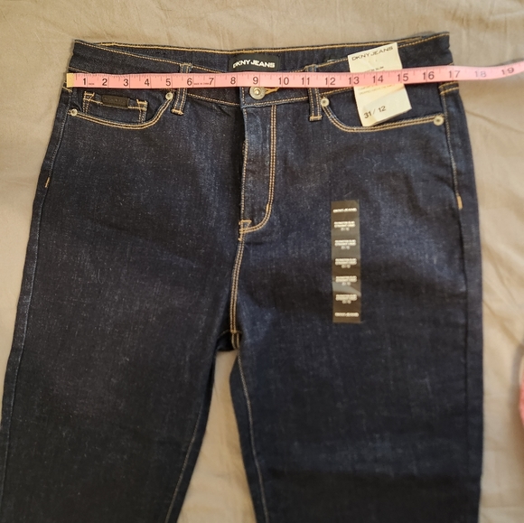 DKNY Rivington Dark Indigo Cropped Jeans 31/12 - Picture 3 of 6